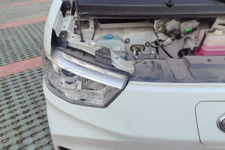 Used Karry Jiangtun E7 2024 Startup Edition Engine Bay Right