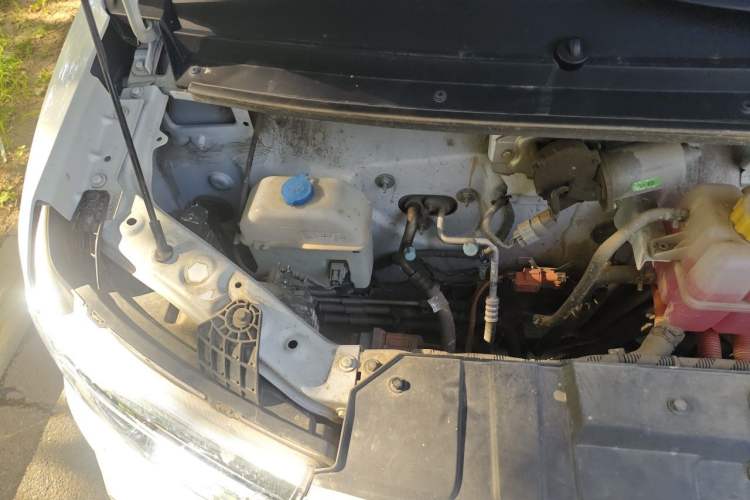 Used Karry Jiangtun E7 2024 Wealthy Edition Engine Bay Right