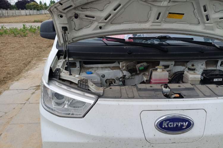 Used Karry Jiangtun E7 2024 Startup Edition Engine Bay Right