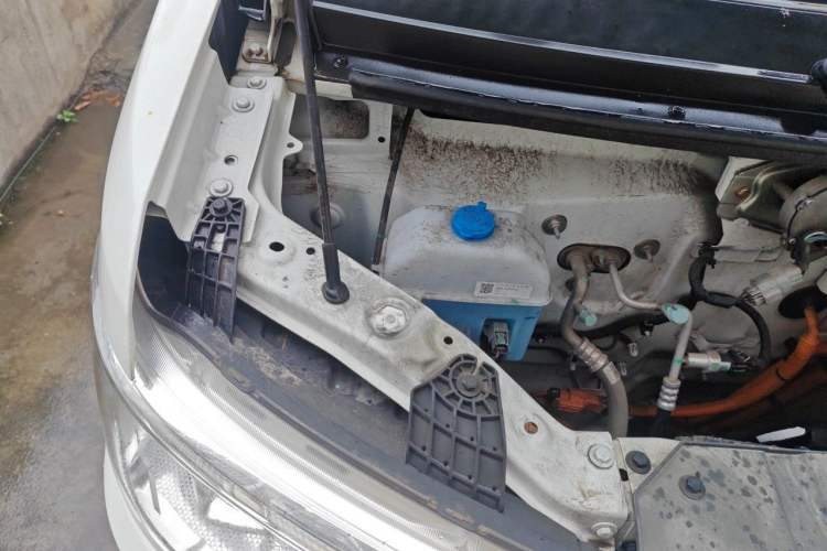 Used Karry Jiangtun E7 2024 Mingchuang 6-Seater Version Engine Bay Right