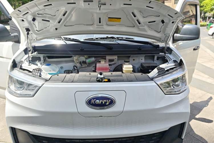 Used Karry Jiangtun E7 2024 Mingchuan 7-Seater Model Engine Bay