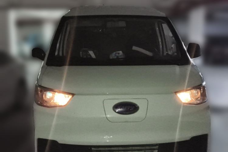 Used Karry Jiangtun E7 2024 Mingchuang 6-Seater Version Front