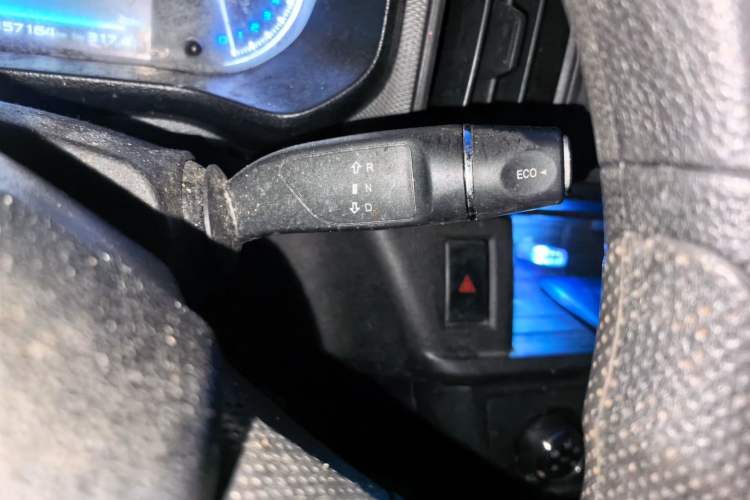 Used Karry Jiangtun E7 2024 Wealthy Edition Gear Lever