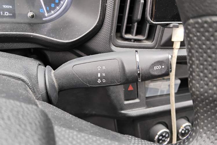 Used Karry Jiangtun E7 2024 Wealthy Edition Gear Lever