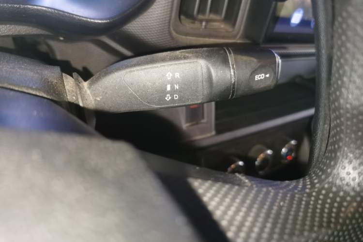 Used Karry Jiangtun E7 2024 Wealthy Edition Gear Lever