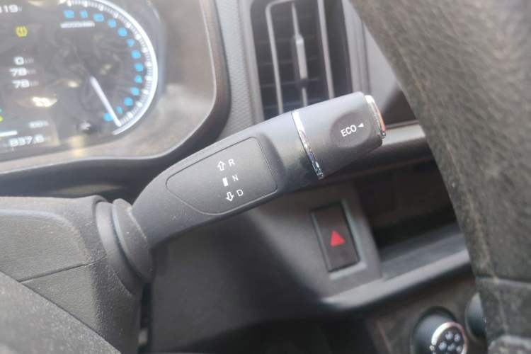 Used Karry Jiangtun E7 2024 Wealthy Edition Gear Lever