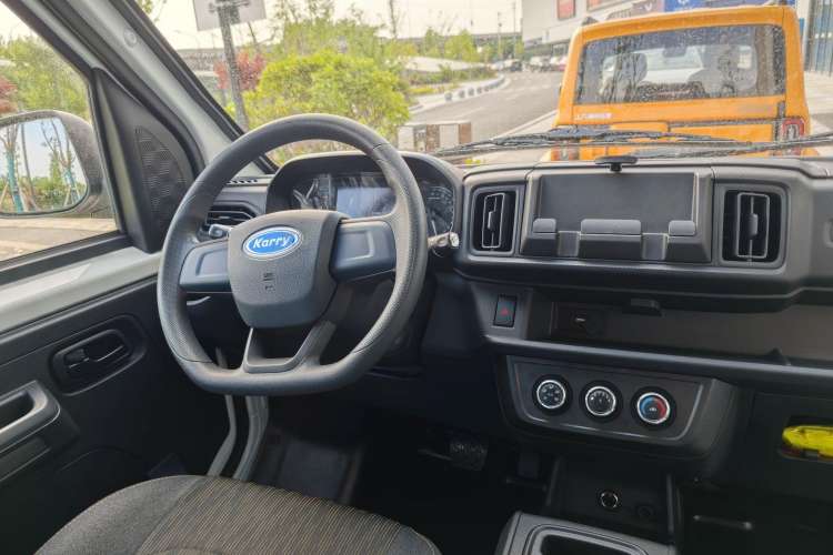 Used Karry Jiangtun E7 2024 Startup Edition Interior 1