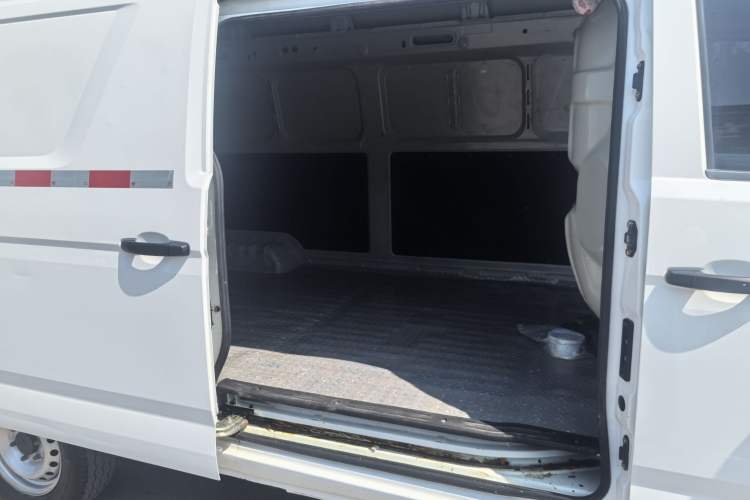 Used Karry Jiangtun E7 2024 Startup Edition Interior 2