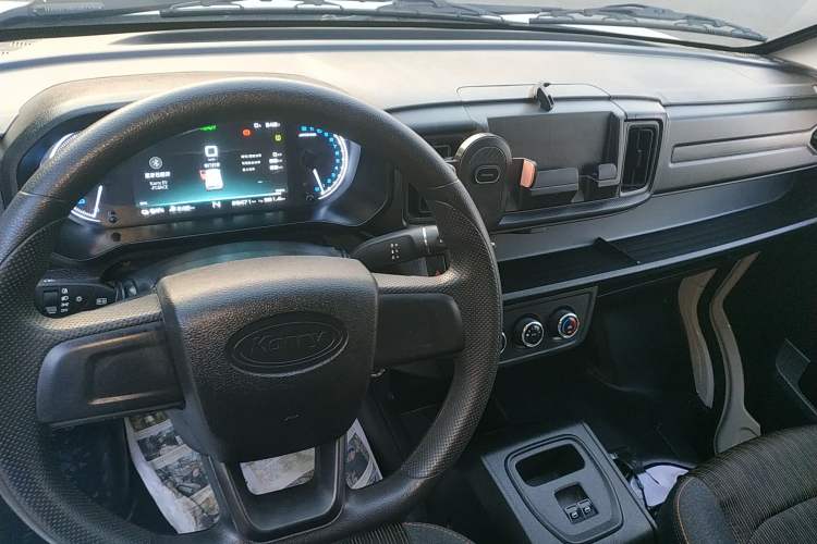 Used Karry Jiangtun E7 2024 Startup Edition Interior 2