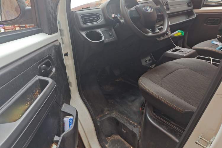 Used Karry Jiangtun E7 2024 Mingchuang 6-Seater Version Interior 3