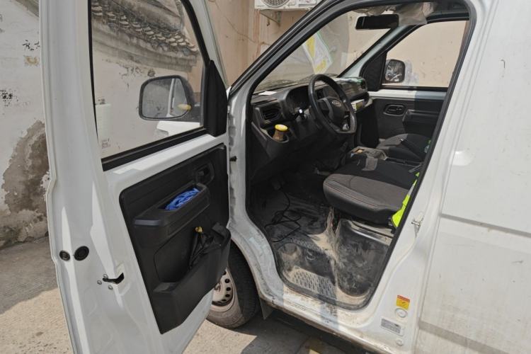 Used Karry Jiangtun E7 2024 Mingchuang 6-Seater Version Interior 3