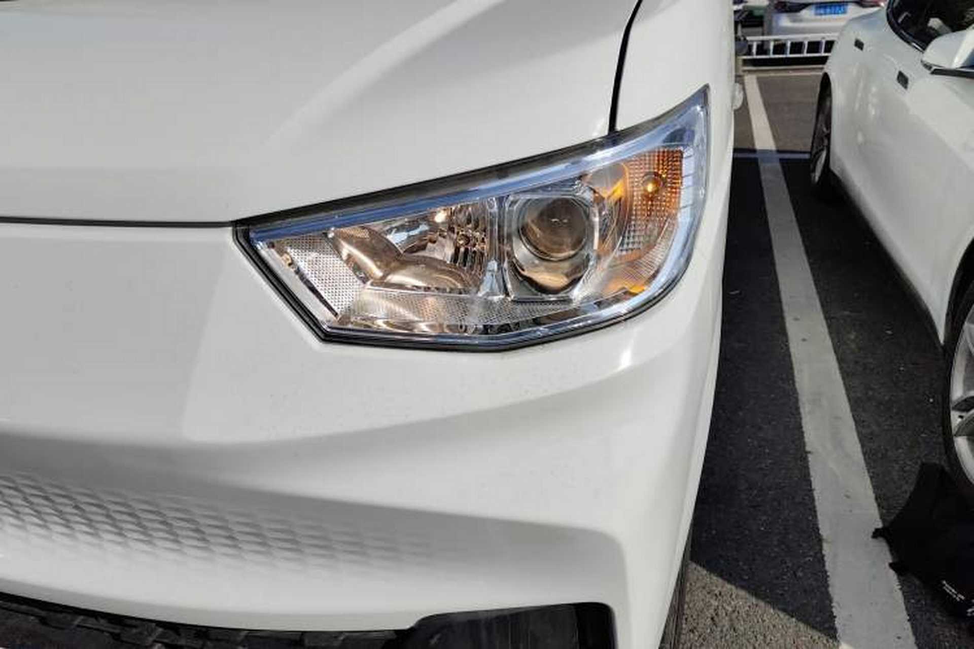 Used Karry Jiangtun E7 2024 Mingchuang 6-Seater Version Left Front Headlight