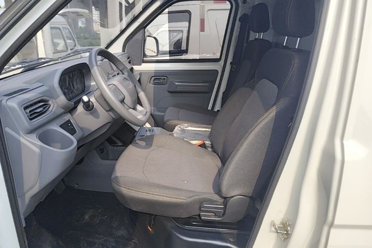 Used Karry Jiangtun E7 2024 Wealthy Edition Left Front Seat