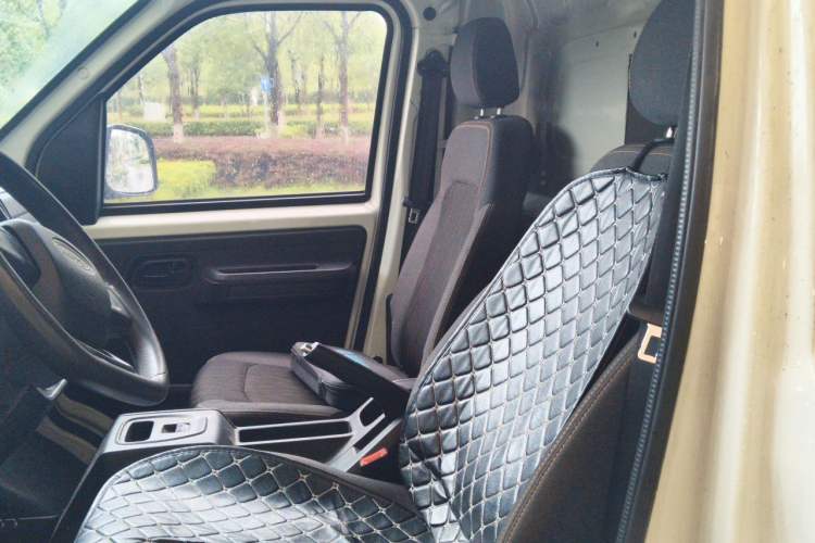 Used Karry Jiangtun E7 2024 Startup Edition Left Rear Seat