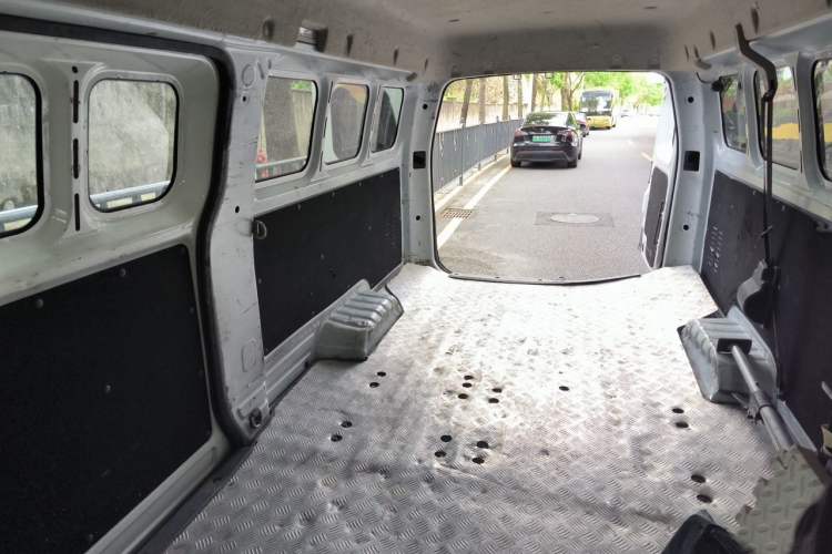 Used Karry Jiangtun E7 2024 Mingchuan 7-Seater Model Left Rear Seat