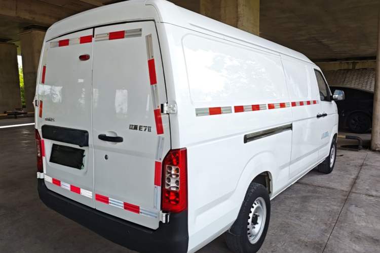 Used Karry Jiangtun E7 2024 Startup Edition Rear Right 45 Deg