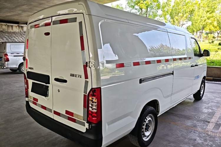 Used Karry Jiangtun E7 2024 Startup Edition Rear Right 45 Deg