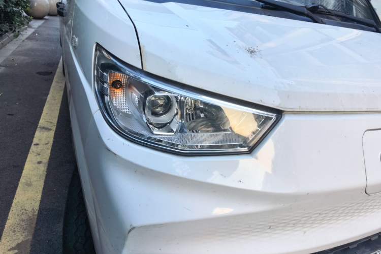 Used Karry Jiangtun E7 2024 Wealthy Edition Right Front Headlight
