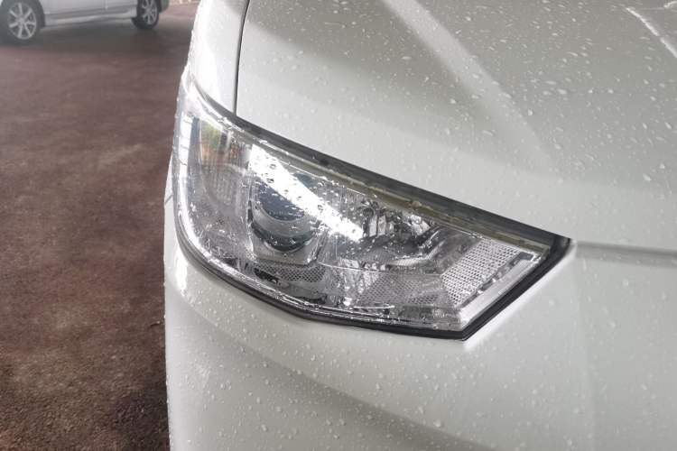 Used Karry Jiangtun E7 2024 Wealthy Edition Right Front Headlight