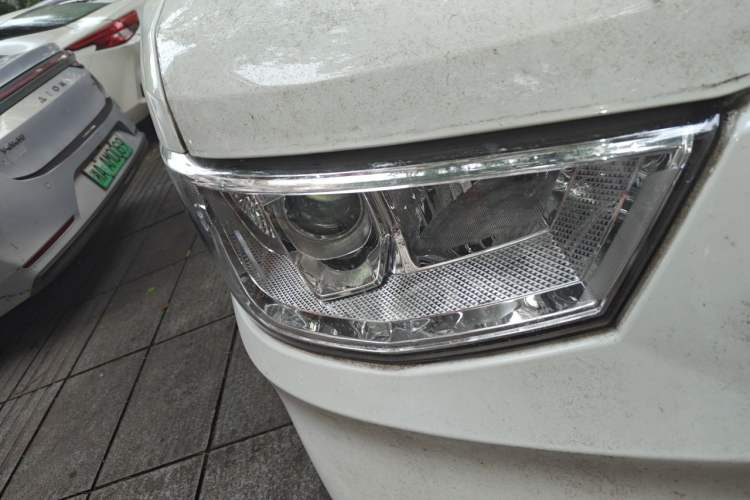 Used Karry Jiangtun E7 2024 Wealthy Edition Right Front Headlight