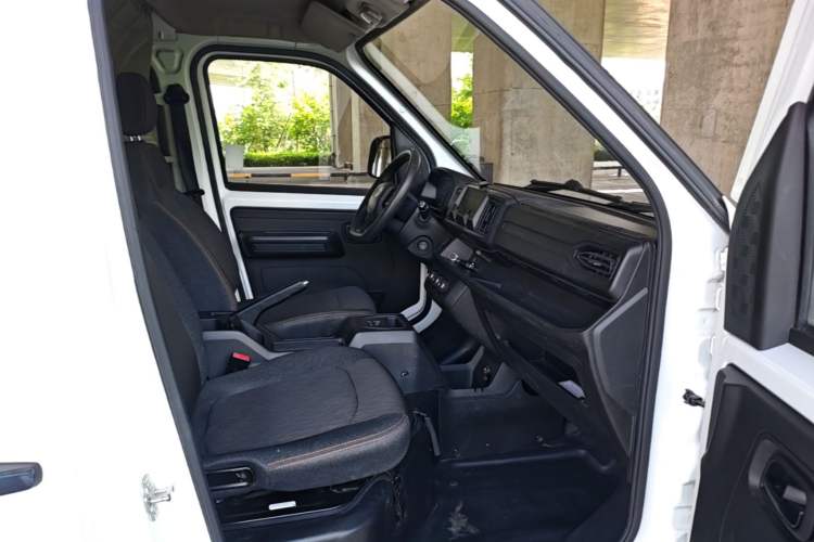 Used Karry Jiangtun E7 2024 Startup Edition Right Front Seat