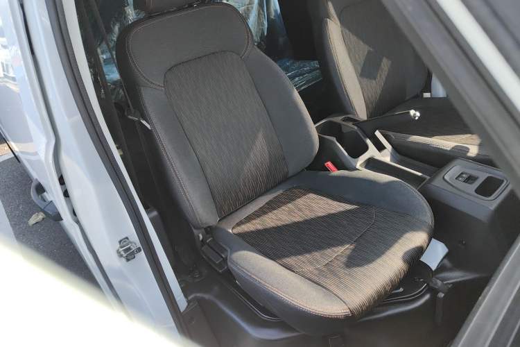 Used Karry Jiangtun E7 2024 Mingchuang 6-Seater Version Right Front Seat
