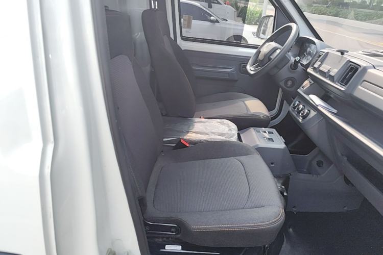 Used Karry Jiangtun E7 2024 Wealthy Edition Right Front Seat