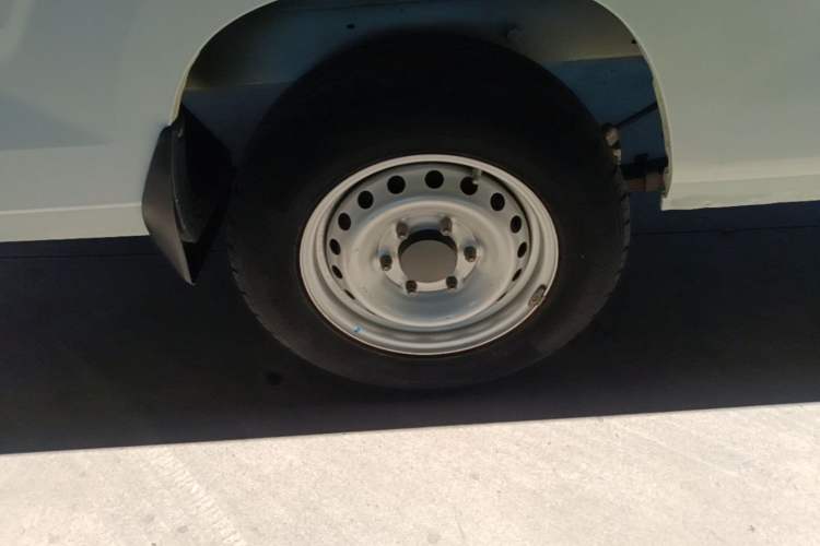 Used Karry Jiangtun E7 2024 Startup Edition Right Rear Wheel Hub