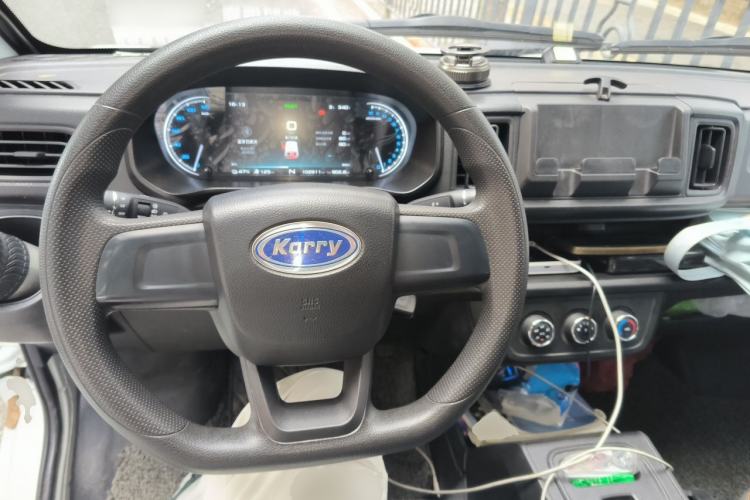 Used Karry Jiangtun E7 2024 Mingchuan 7-Seater Model Steering Wheel