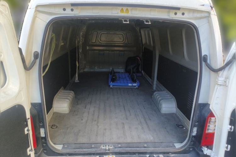 Used Karry Jiangtun E7 2024 Startup Edition Trunk