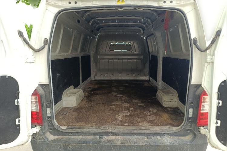 Used Karry Jiangtun E7 2024 Startup Edition Trunk