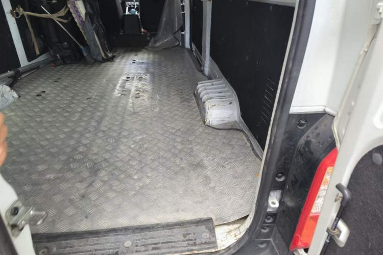 Used Karry Jiangtun E7 2024 Mingchuan 7-Seater Model Trunk