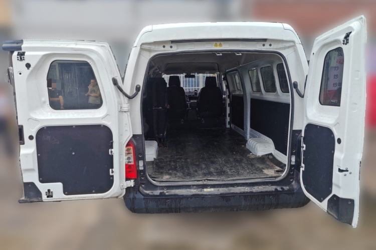 Used Karry Jiangtun E7 2024 Mingchuang 6-Seater Version Trunk