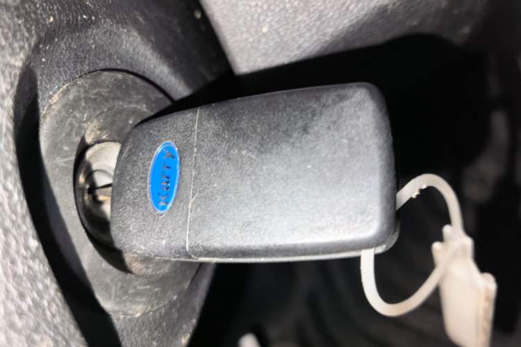 Used Karry Jiangtun E7 2024 Wealthy Edition Vehicle Key