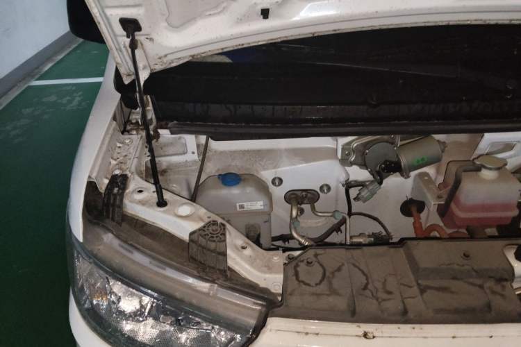 Used Karry Jiangtun E7 2025 Economy Version Engine Bay Right
