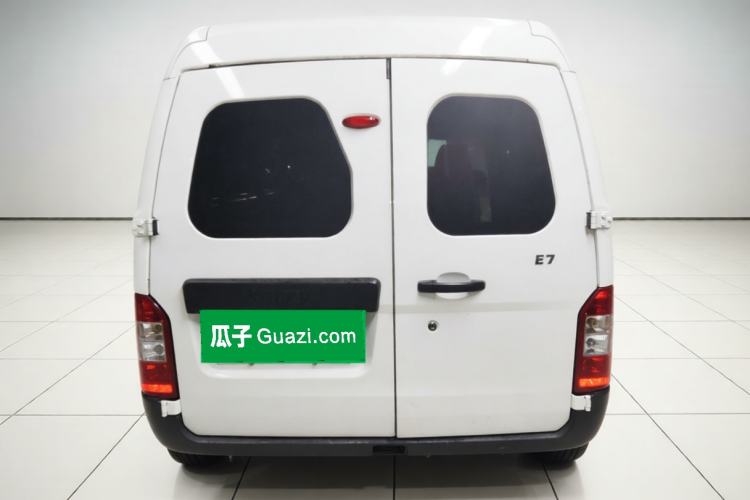 Used Karry Jiangtun E7 2025 Economy Version Exterior 4