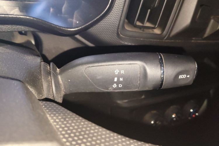 Used Karry Jiangtun E7 2025 Economy Version Gear Lever