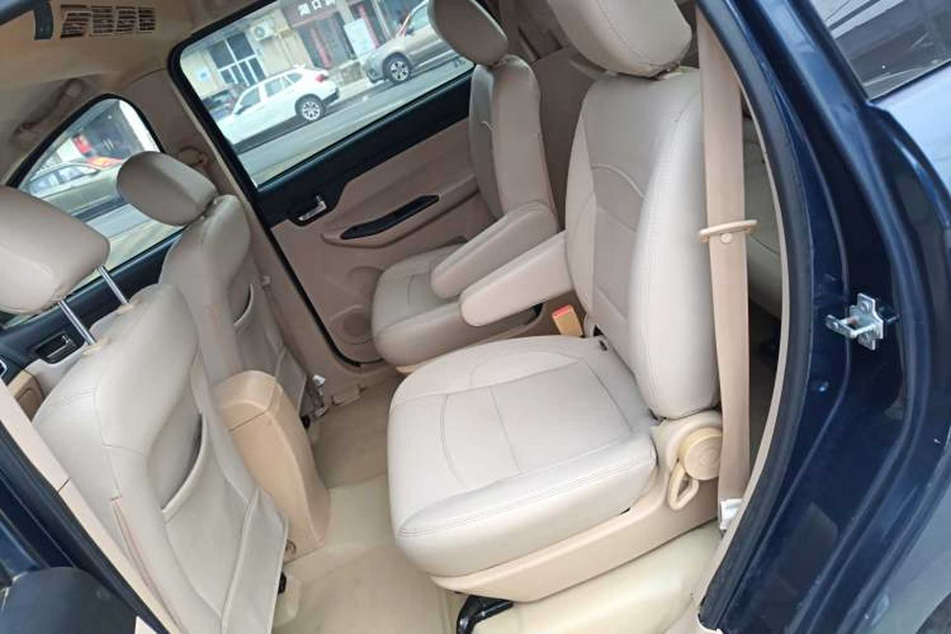 Used Karry K50 2015 1.5L Manual Comfort Model Interior 1