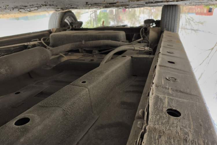 Used Karry K50  Chassis Front Right