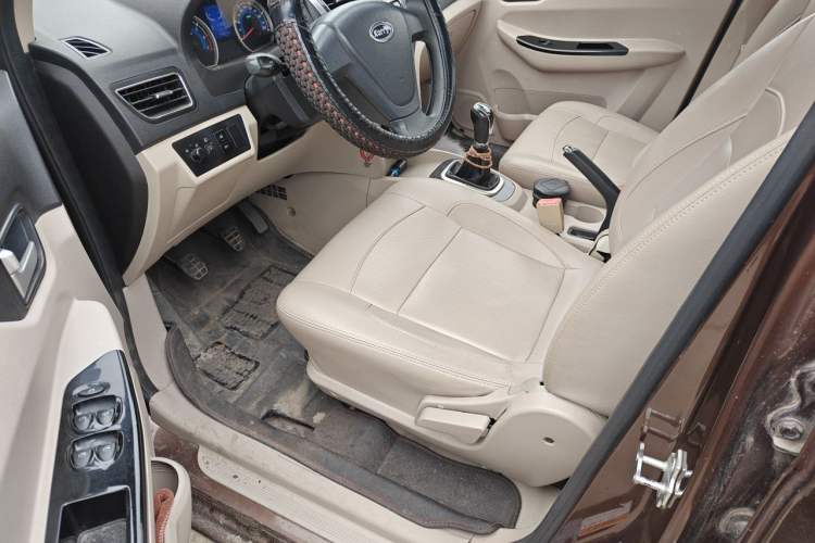 Used Karry K50 2015 1.5L Manual Comfort Model Driver Seat