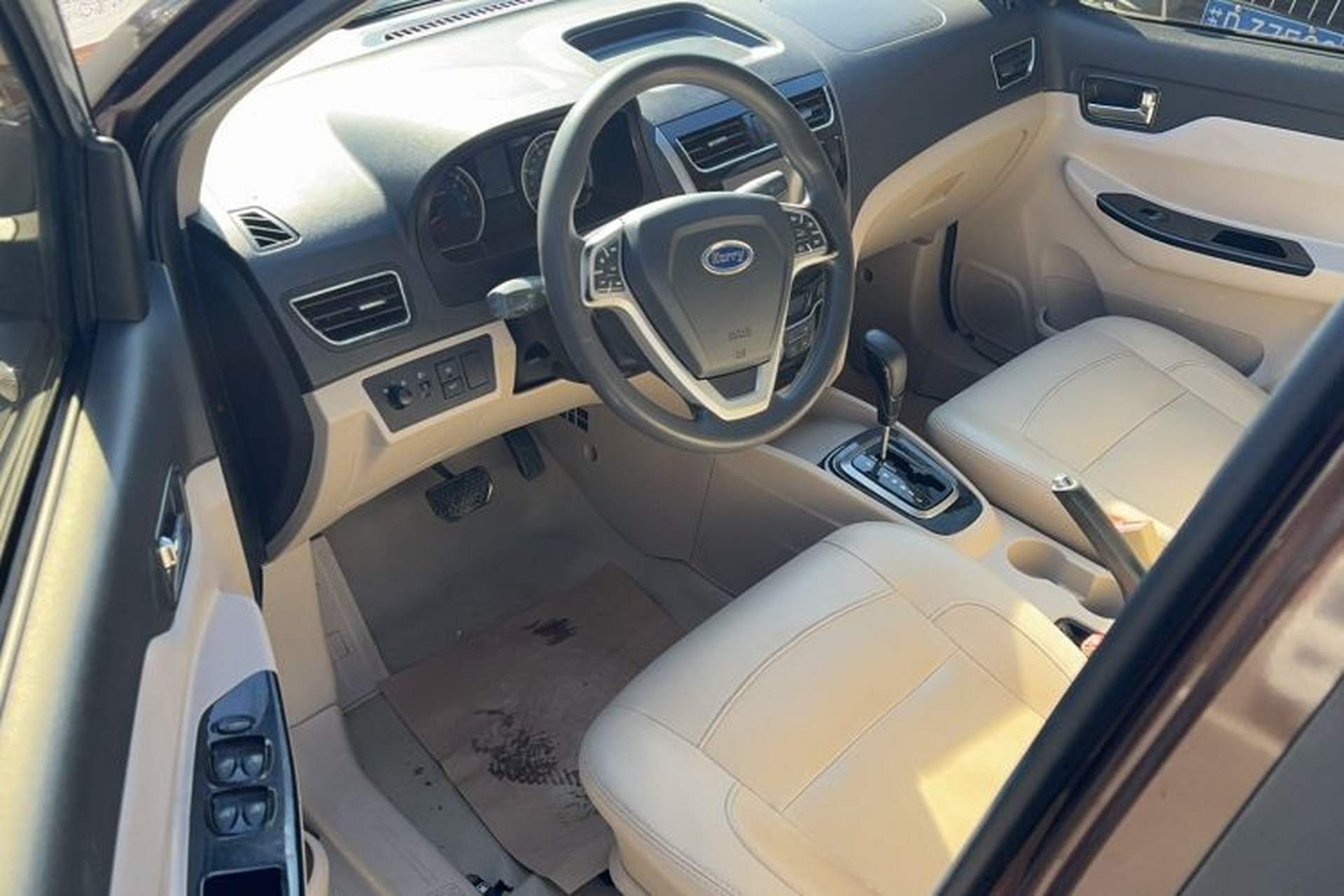 Used Karry K50 2015 1.5L Automatic Luxury Model Driver Seat