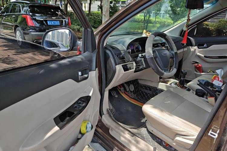 Used Karry K50 2015 1.5L Manual Comfort Model Driver Seat