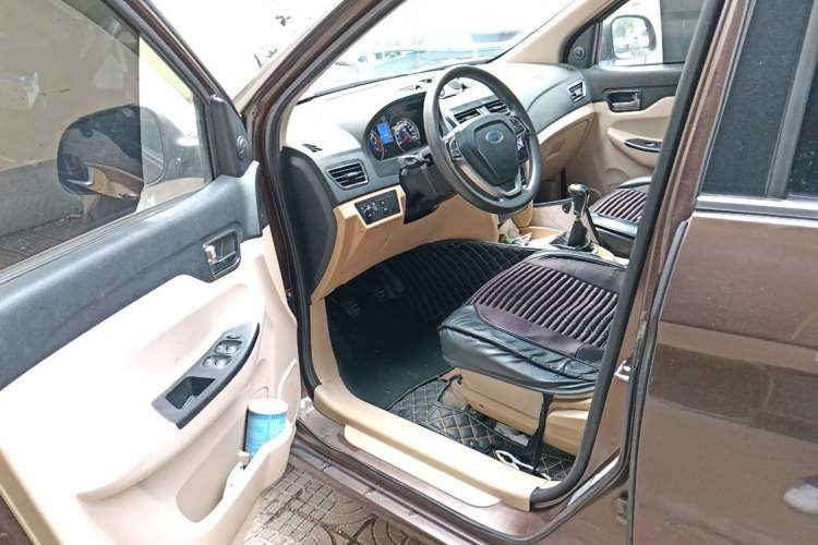 Used Karry K50 2015 1.5L Manual Luxury Model Driver Seat