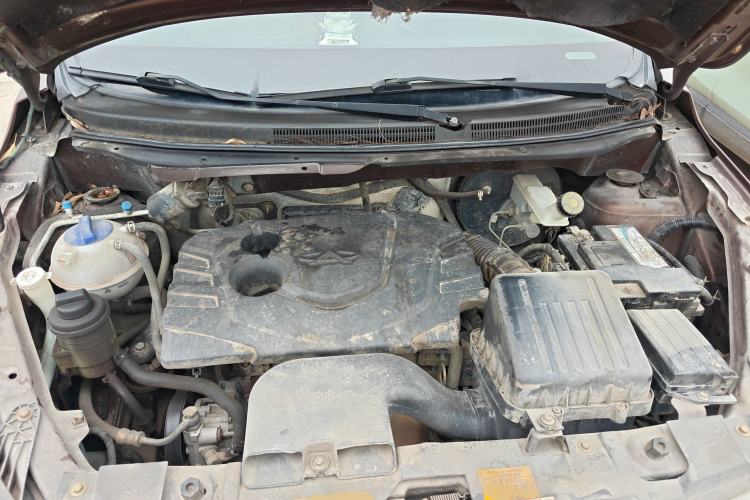 Used Karry K50 2015 1.5L Manual Comfort Model Engine Bay