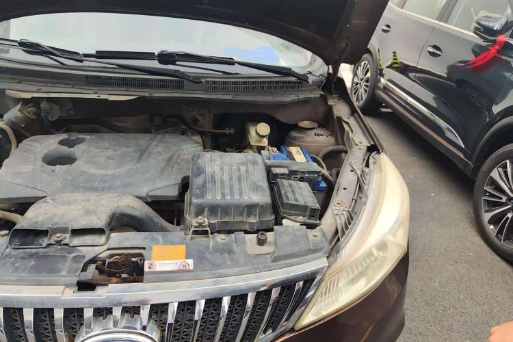 Used Karry K50 2015 1.5L Automatic Luxury Model Engine Bay Left