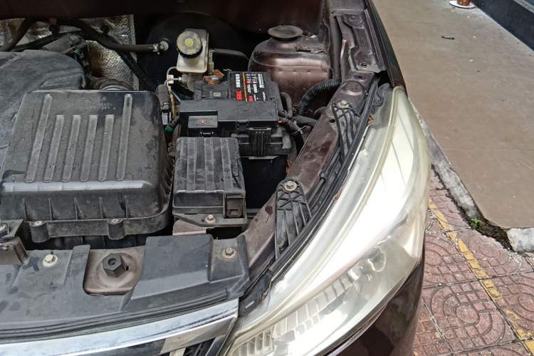Used Karry K50 2015 1.5L Manual Luxury Model Engine Bay Left