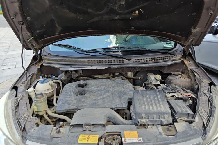 Used Karry K50 2015 1.5L Manual Comfort Model Engine Bay