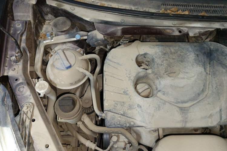 Used Karry K50 2015 1.5L Manual Comfort Model Engine Bay Right