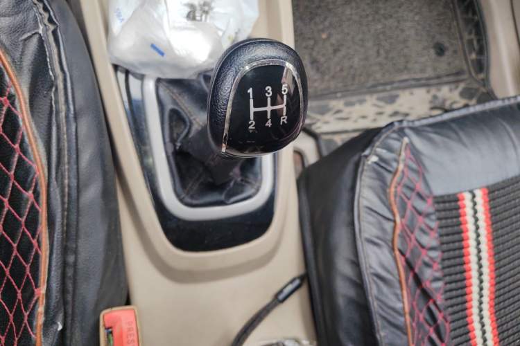 Used Karry K50 2015 1.5L Manual Base Version Gear Lever