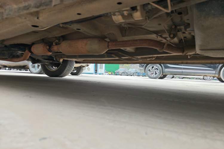 Used Karry K50 2015 1.5L Manual Comfort Model Left Side Sill